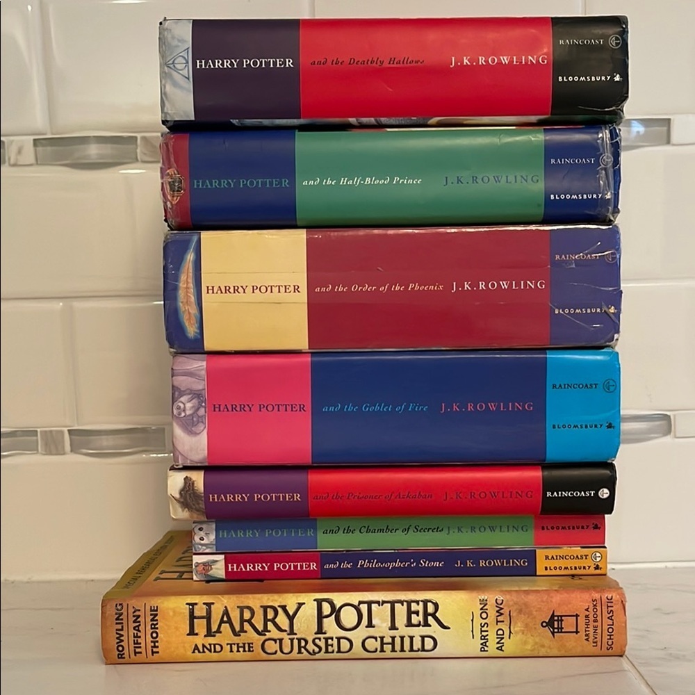 Harry Potter Book Set with Cursed Child in good condition